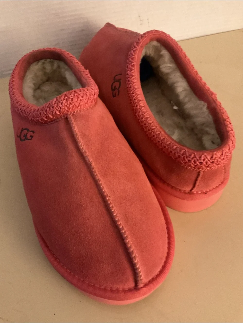 UGG men’s coral suede sheepskin Tasman slipper shoes US 12